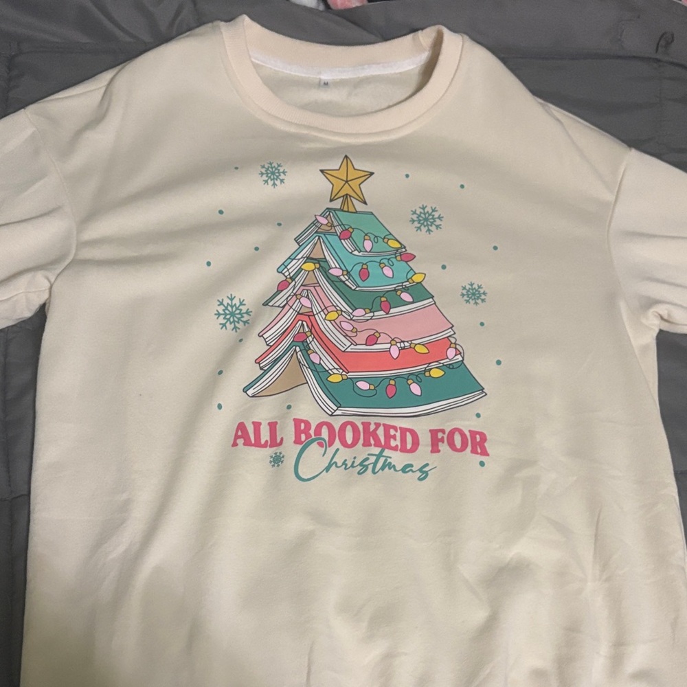 Cream Christmas Graphic Sweatshirt